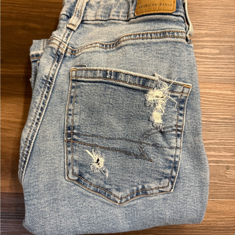 American Eagle Outfitters Light Blue Stretch Jeans